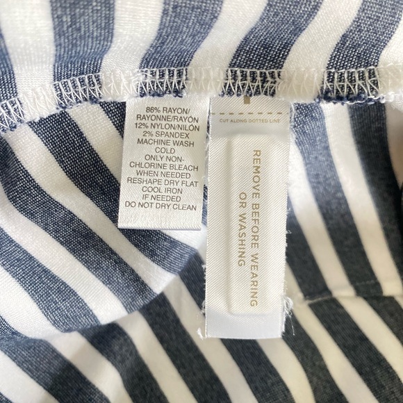 LOFT Black & White Horizontal Stripe Mini Wrap Skirt size Small - Picture 7 of 9